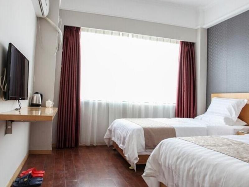 Qingdao Fu Yong Hotel Buitenkant foto