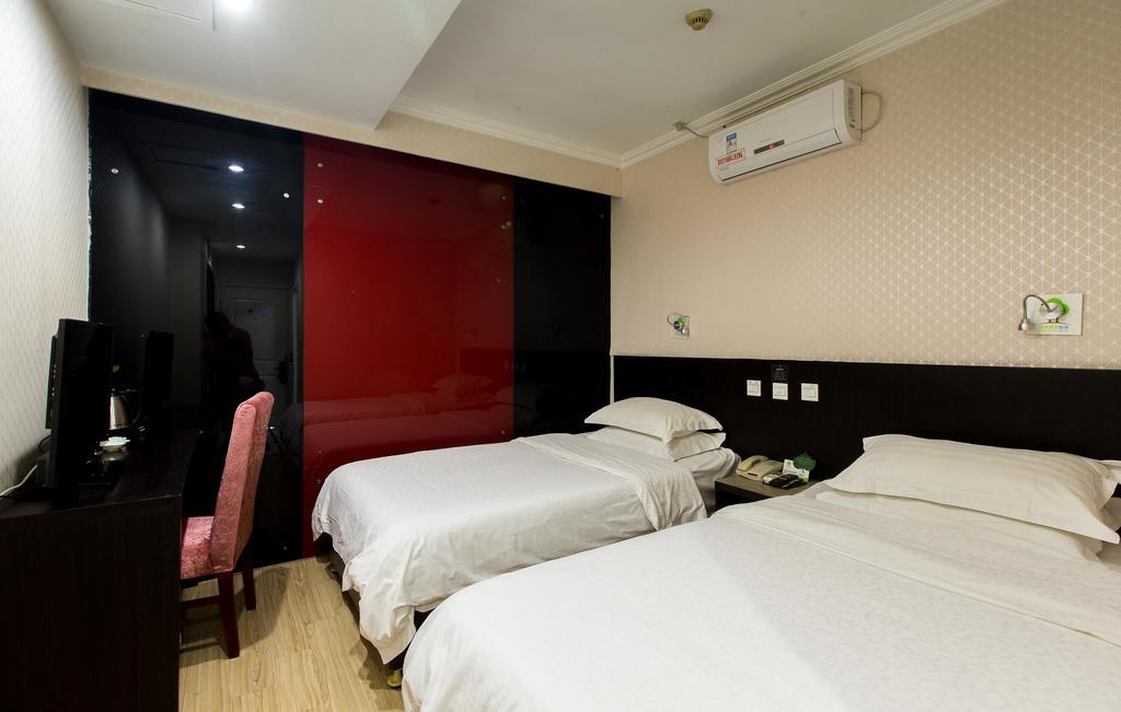 Qingdao Fu Yong Hotel Buitenkant foto