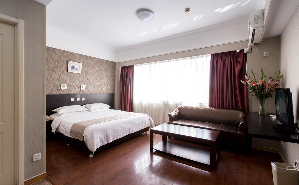 Qingdao Fu Yong Hotel Buitenkant foto