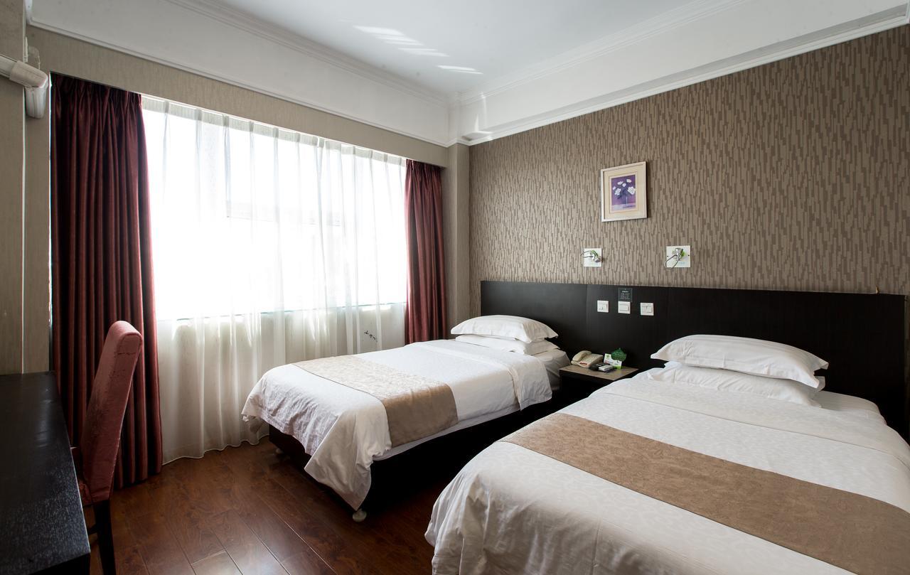 Qingdao Fu Yong Hotel Buitenkant foto
